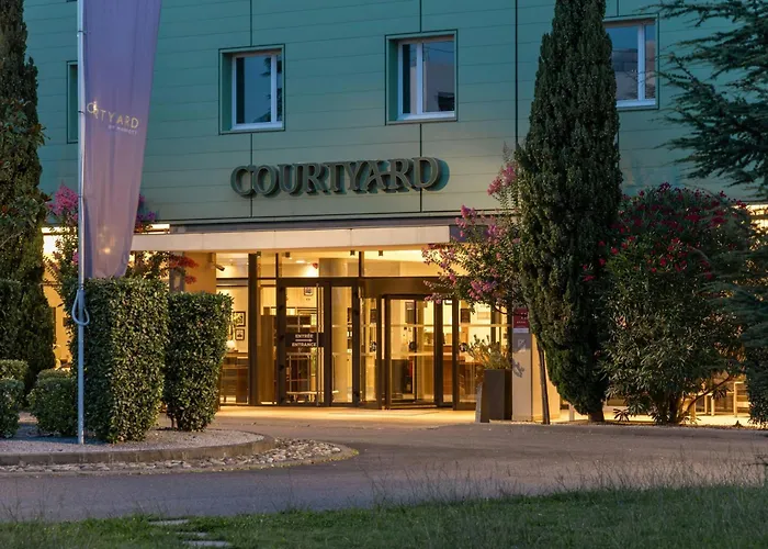 Hotel Courtyard By Marriott Toulouse Airport